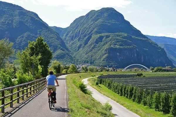 Girolibero sale bike tours